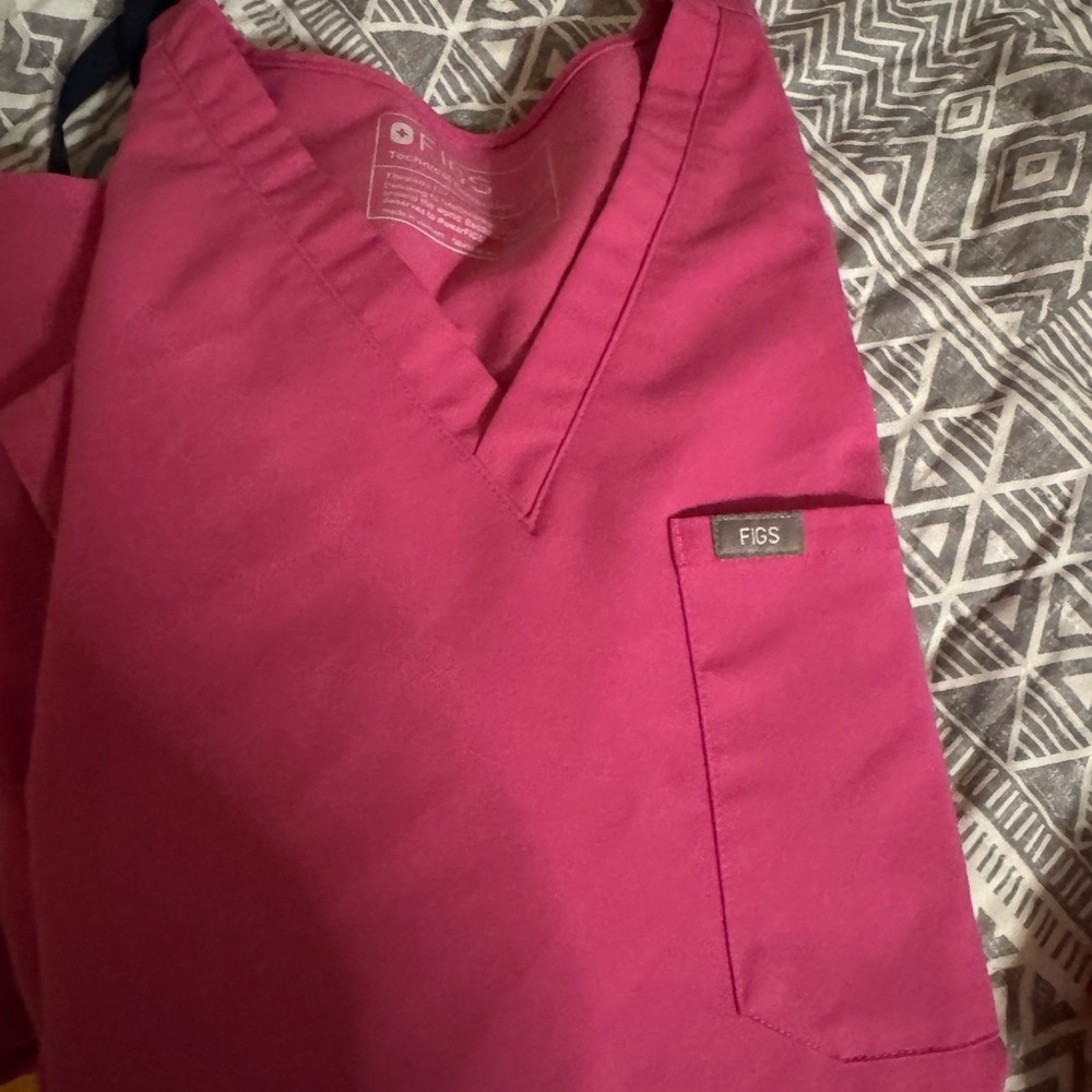 Figs Pink Scrub Top